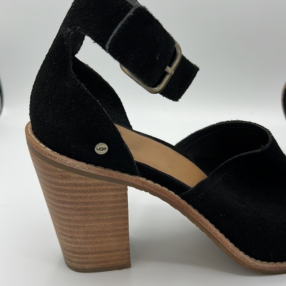 UGG BLACK VELVET HEEL SIZE 10 - Picture 9 of 11